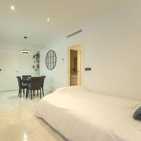 Rosario Central Suite Sevilla Bagian luar foto
